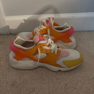 Nike Air Huarache 'Solar Flare'